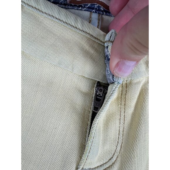 Paige Canyon Yellow Denim Womens Shorts Size 25 Premium Cotton/Polyester Blend - Picture 6 of 15
